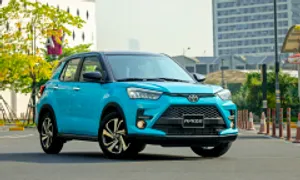 Nên mua VinFast VF 5 hay Toyota Raize?