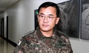 Tướng Hàn nói Tổng thống Yoon đề cập thiết quân luật từ giữa năm Tướng Hàn nói Tổng thống Yoon đề cập thiết quân luật từ giữa năm