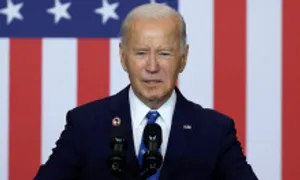 Ông Biden: Loạt drone lạ không gây nguy hiểm