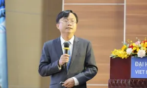 Đề xuất 4 đại học thí điểm tự xét giáo sư, phó giáo sư Đề xuất 4 đại học thí điểm tự xét giáo sư, phó giáo sư